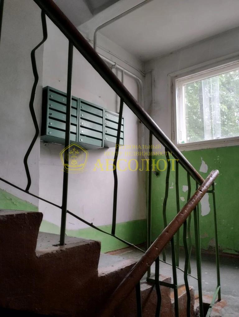 1-к квартира, 4/5 эт., 32.9 м² — фото 6