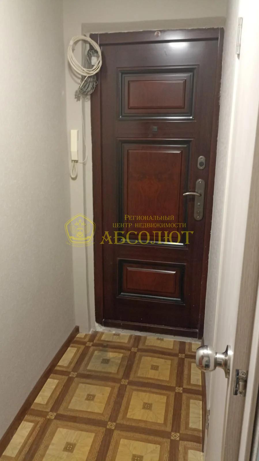 2-к квартира, 2/5 эт., 42 м² — фото 10