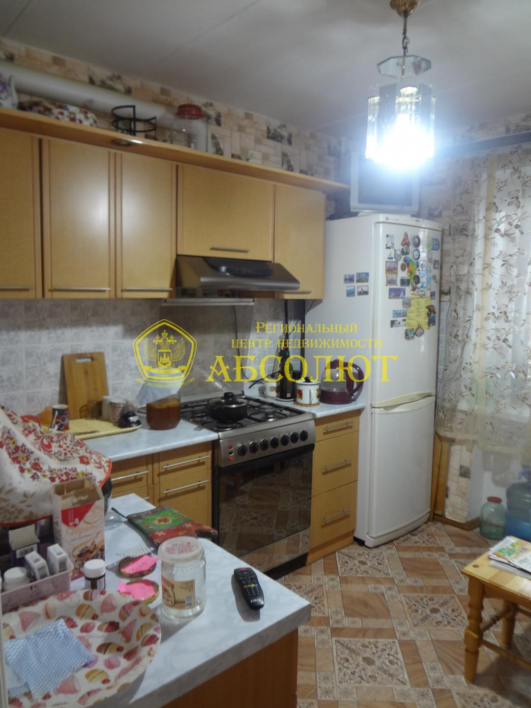 2-к квартира, 3/5 эт., 48 м² — фото 8