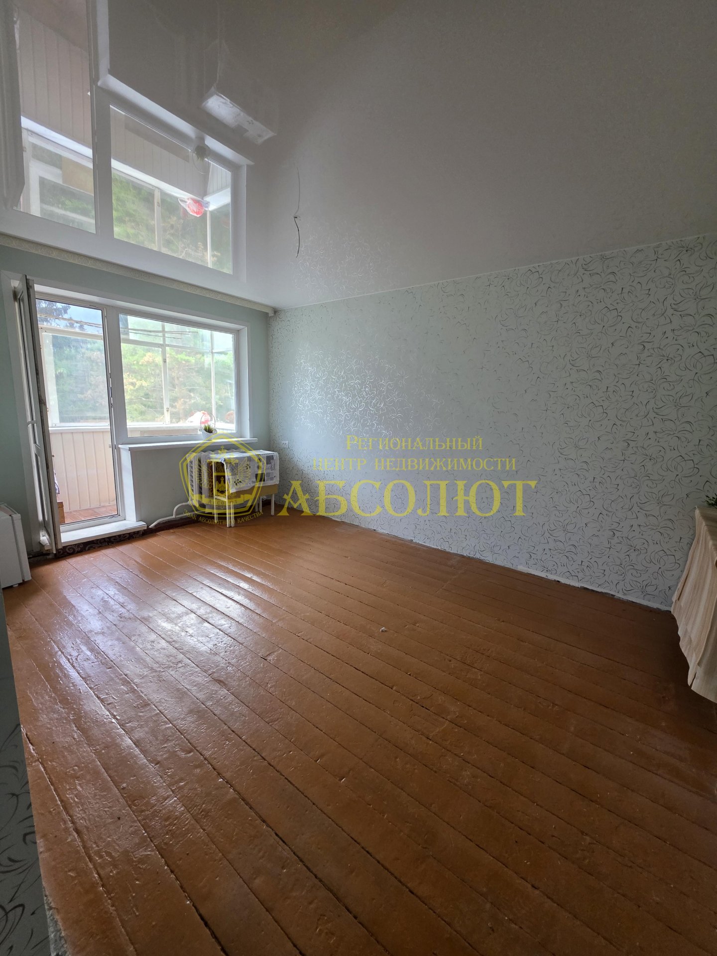 2-к квартира, 5/5 эт., 37 м² — фото 2