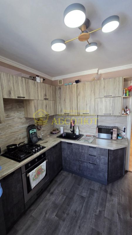 4-к квартира, 5/9 эт., 80.2 м²