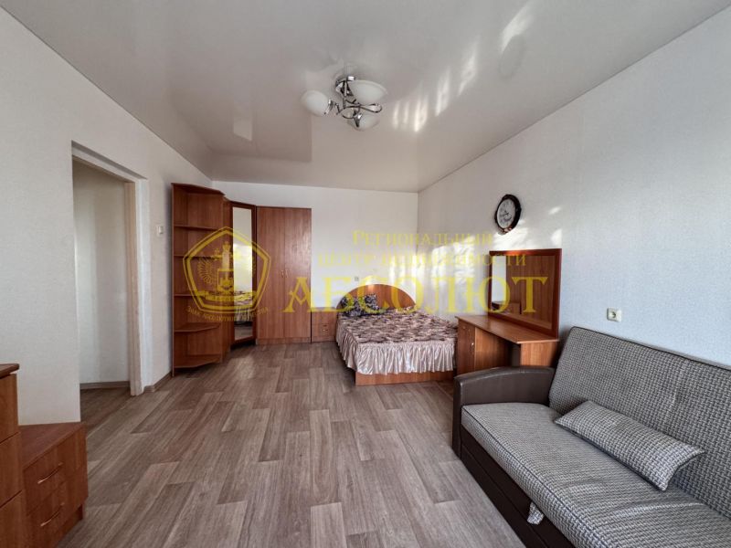 1-к квартира, 9/9 эт., 48 м²
