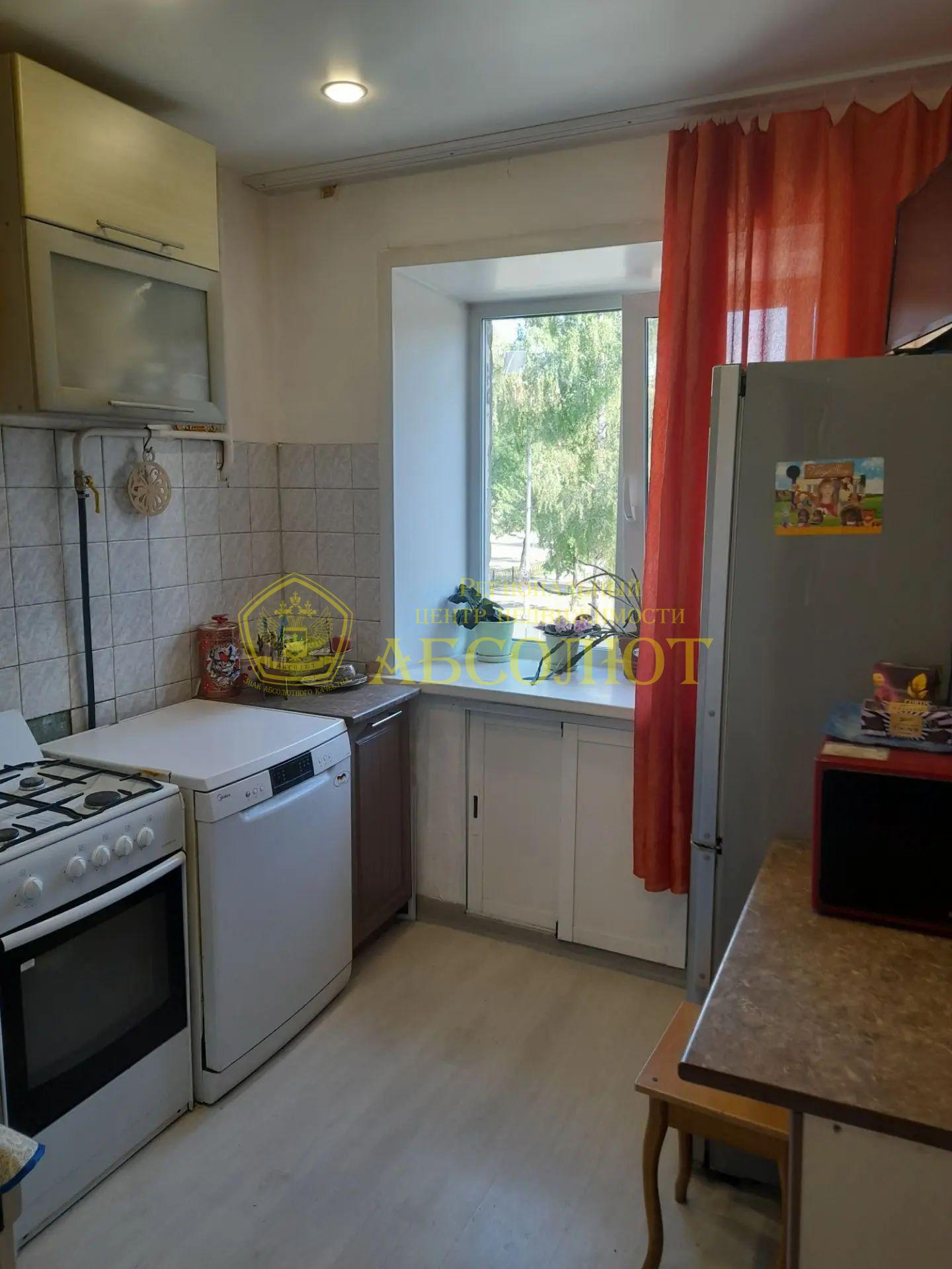 3-к квартира, 2/4 эт., 55.8 м² — фото 10