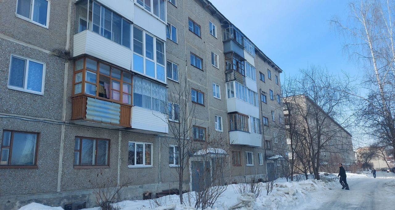 2-к квартира, 2/5 эт., 44.9 м² — фото 2