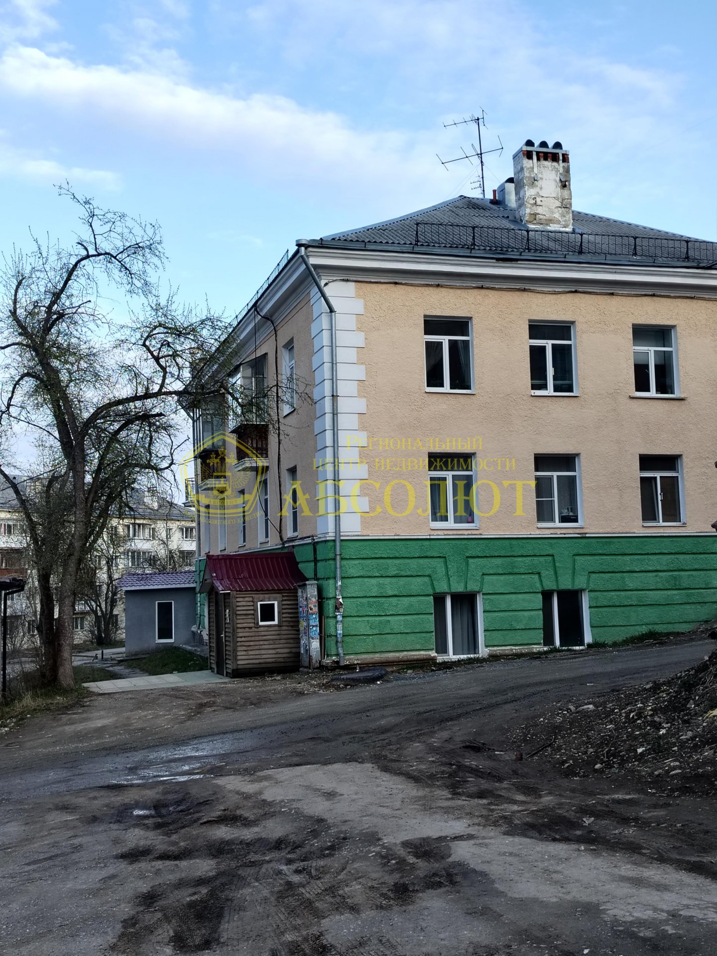 Комната, 2/3 эт., 24.0 м² — фото 1