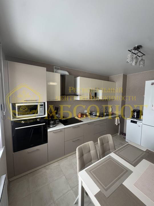 Интернационалистов, 36 Региональный центр недвижимости АБСОЛЮТ 195104