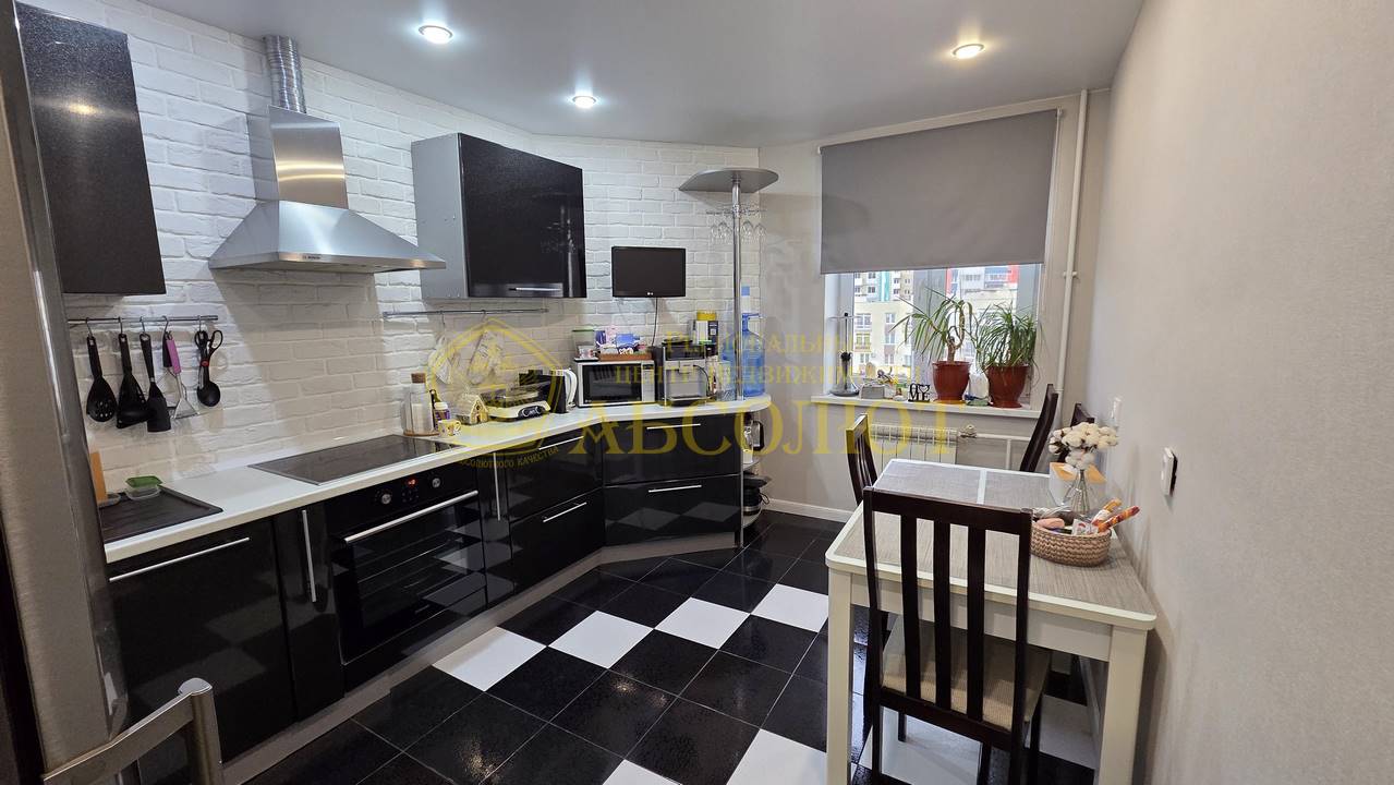 М.Горького, 62/1 Региональный центр недвижимости АБСОЛЮТ 192686