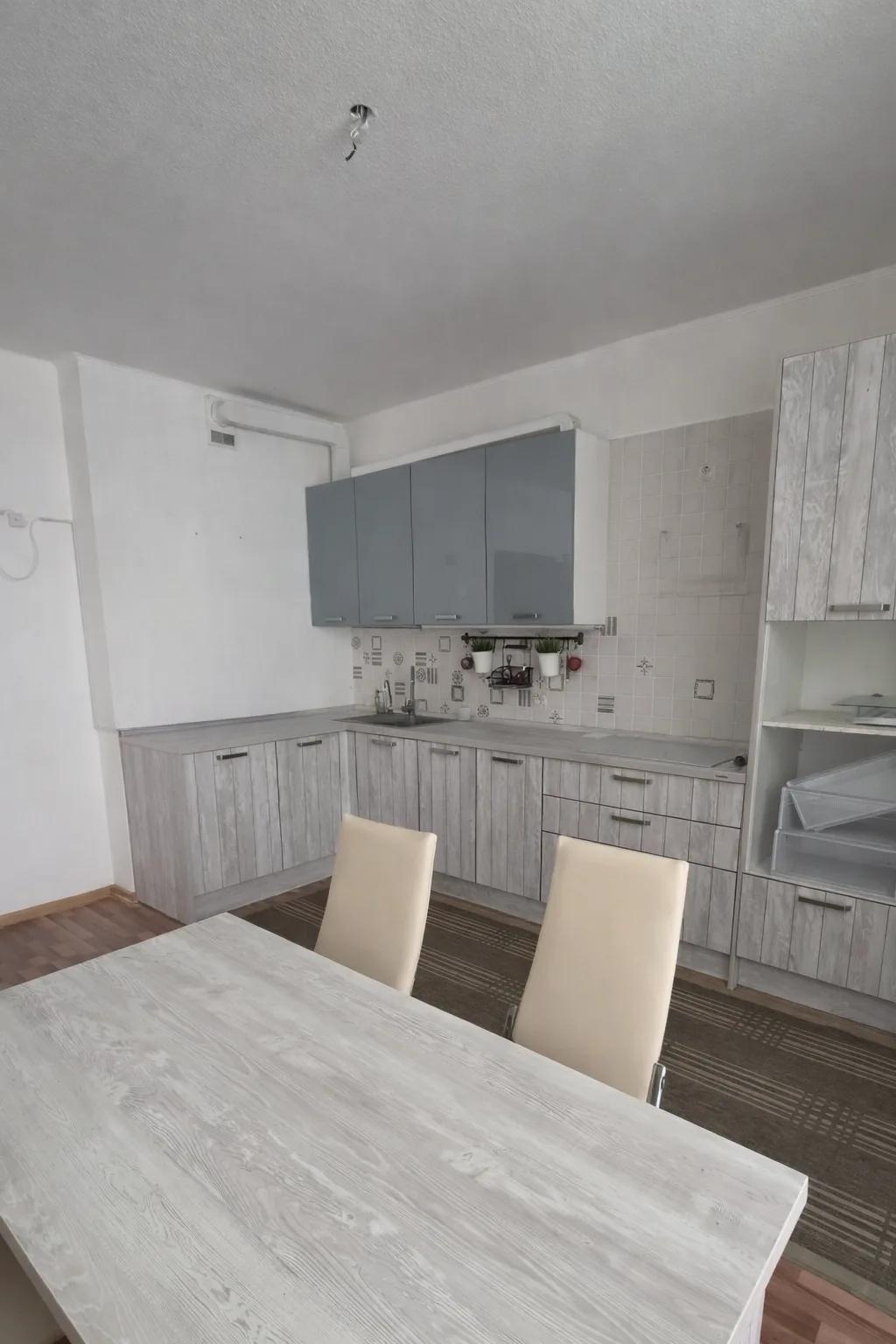 Союзная, 27 Региональный центр недвижимости АБСОЛЮТ 196362